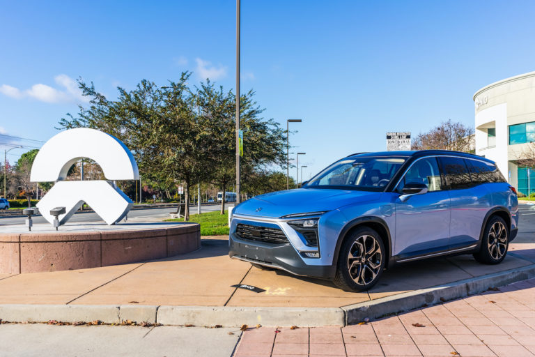 NIO Shares Climb Strong July Deliveries